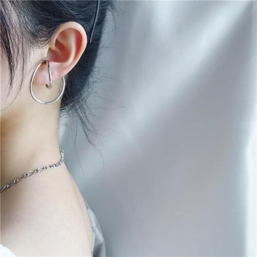 2019 New Design Trend Simple Punk Geometric Distortion Irregular Curve Clip Earrings for Women Girl No Pierced Earrings Kolczyki
