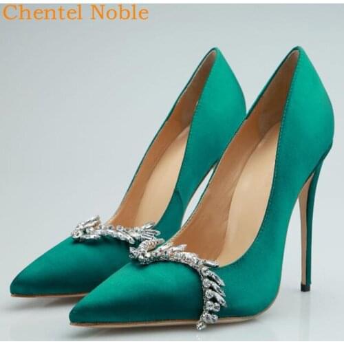 Chentel Noble Leather Pumps