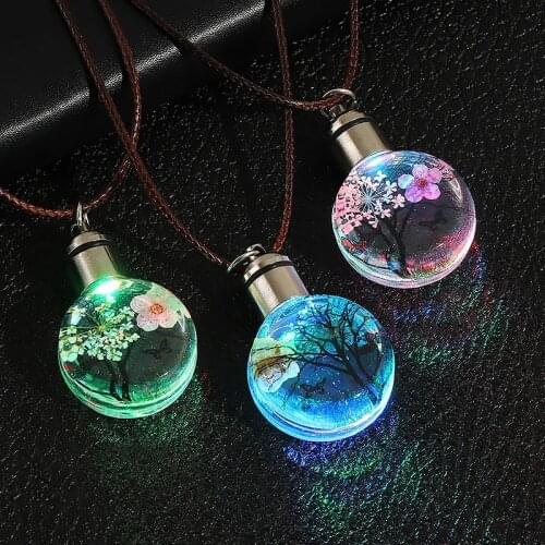 1Pc Luminous Dried Flower Butterfly Glass Pendant Necklaces for Women Leather Rope Chain Choker Necklace Fashion Jewelry Gifts