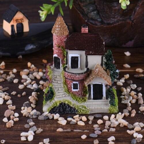 Mini Castle House Cottages Decor DIY Toys Crafts Figure Moss Terrarium Fairy Garden Ornament Landscape Decoration Random Color