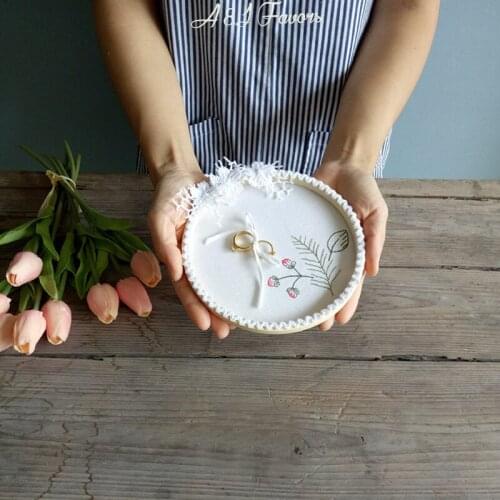 1pcs lot Creative Handmade Flower Wedding Proposal Ring Bearer holders Engagement Married day Ring pillow