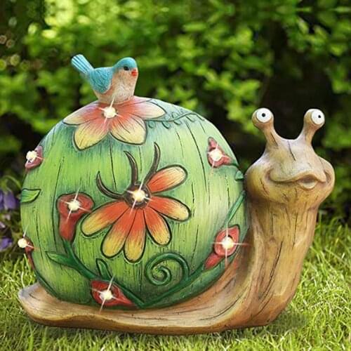 1pc Garden Statue Resin Snail Figurine Solar Powered Outdoor Animal Sculpture Lights for Patio Lawn Yard Decorations Ornament