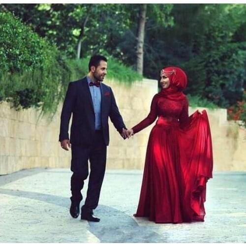 Red Like fire enthusiasm Wedding Dresses Arabic Muslim Wedding Dresses middle East Chiffon Lace Appliques With Sash 2020