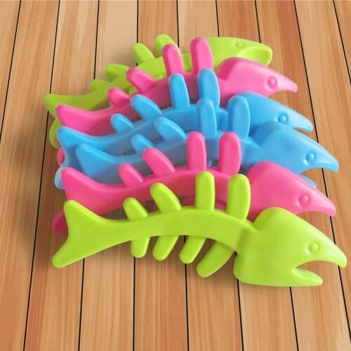 Fish Bone Shape Pet Cat Dog Chew Toys Puppy Squeaky Toy Rubber Chew Sound Fetching Funny Training Toys 1Pcs