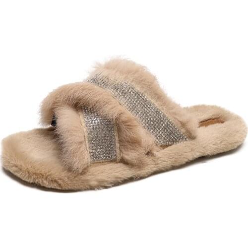 2020 Brand Fur Slippers Women Shoes Strap Sandals Low Heel Slides Casual Flats Winter Designer Plush Dress Shoes Woman Mules