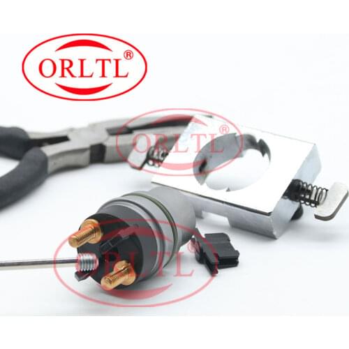Diesel injector solenoid valve disassembly tool partition disassembly tool for Bosch 120 series F00RJ02703 F00RJ02697