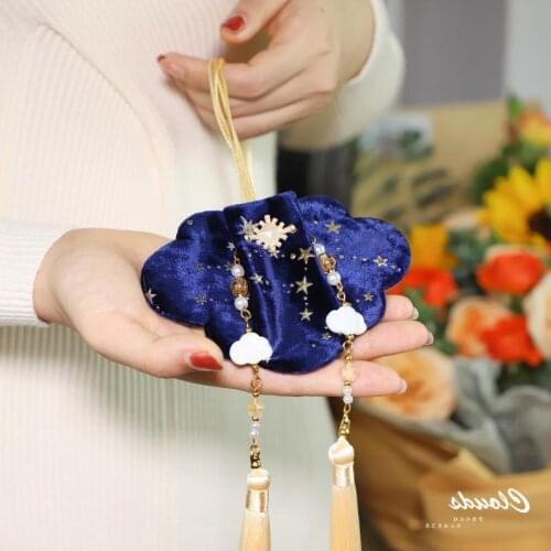 Sachets Embroidery Cross-stitch Sachet Finished Product Velvet Accessories Antique Crafts for Adults Empty Bag Jewelry Pendant