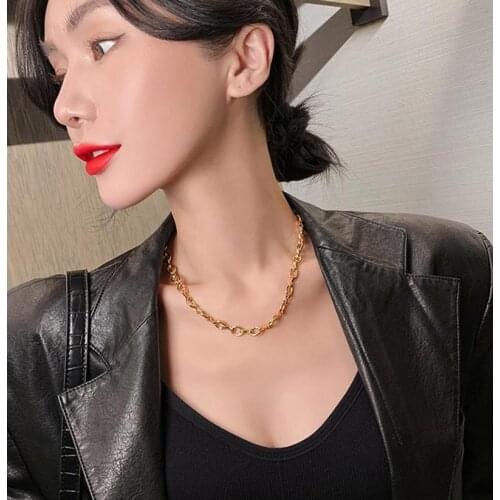 Choker Necklace Womens Fashion Retro Joker Hip Hop Clavicle Chain Necklace for Women