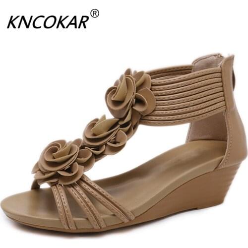 KNCOKAR 2019 New Womens Sandals With Flowers Wedge Heels And Oversized Comfortable Gladiator Shoes Large size 35-42