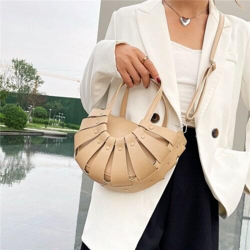 Womens Shoulder Bag Semicircle Hollow Out Creative Design Leather Crossbody Handbags Wholesale 2022 New Fashion Female Bags