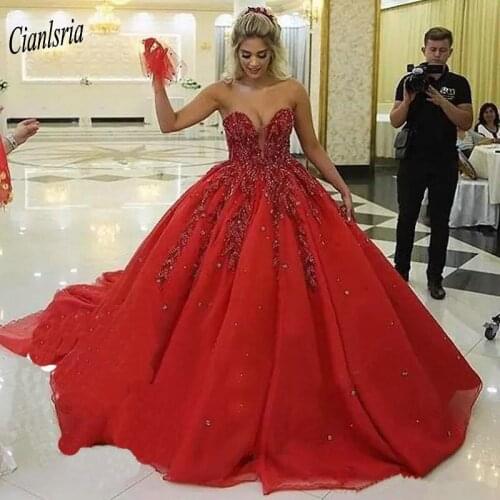 Red Sweetheart Sleeveless Ball Gown Quinceanera Dresses Lace Appliques Beading Crystal Pageant Sweet 16 Dresses Vestidos 15 Anos
