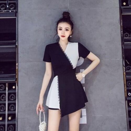 Fashion Set Female 2 Piece Summer Retro Loose Black White Matching Short Sleeve Shirts Pocket High Waist Pocket Leg Shorts