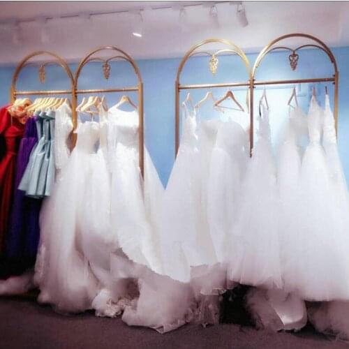 High-end dress cheongsam display rack photo studio shop hanging wedding dress rack floor dedicated clothes rack