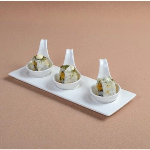 Spoon-Shaped Ceramics Flavouring Dish Set Decorative Porcelain Seasoning Bowls Dinner Service for Sauce, Ketchup and Dessert