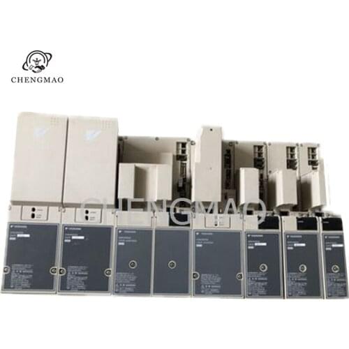 Yaskawa ServoPack AC Servo Drive CACR-JUM25A2A/ CACP-JU051D2A/ CACR-JU028A2A/ CACP-JU15A3A/ CACP-JU22D3A