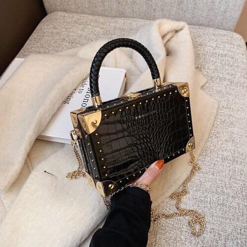 Sequined ladies shoulder bag 2020 new built-in zipper bag fashion style long shoulder strap strong party girl messenger bag
