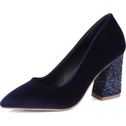 18 years in early spring the new comfortable thick with high with shallow mouth sequins size size 32-42 pointed shoes 18324