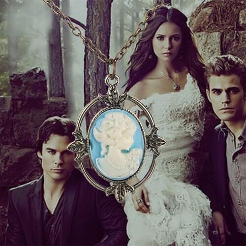 Vintage Style Katherine Beauty Head Pendant Fashion Movie Surroundings Vampire Diaries Cameo Necklace for Women Jewelry Gifts