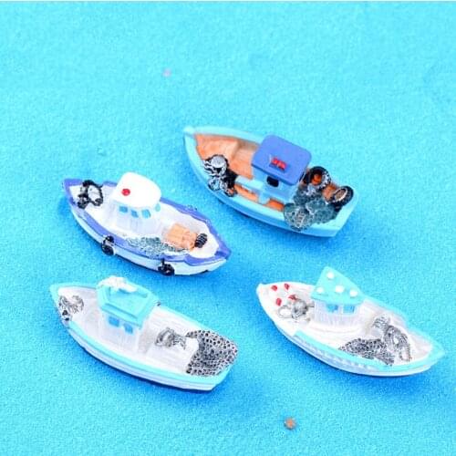1 * Mini Boat Model Decoration 2*3*5cm Fishing Ship Toy DIY Craft Home Tabletop Decoration In Stock Drop Shipping