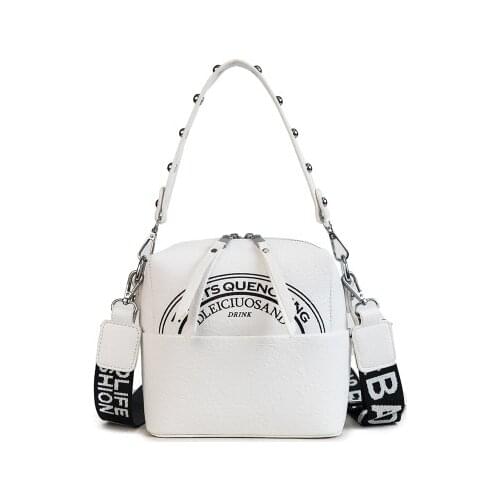 Semicircle Letter Printing Pattern Women Crossbody Shoulder Bag Rivet Hand Strap Bag Cube Pleated Pu Leather Handbag Drop Ship