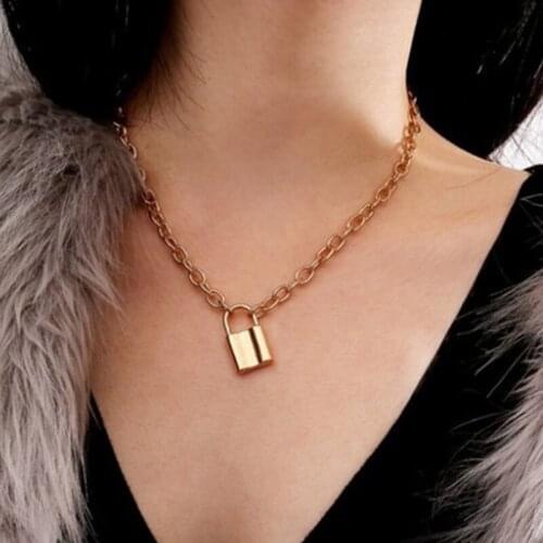 Simple Creative Thick Chain Lock Pendant Necklace Women Vintage Punk Temperament Geometric Clavicle Necklace Jewelry YN1162