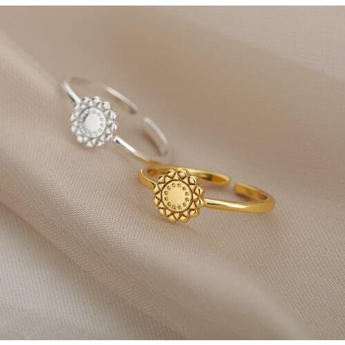 Adjustable Open Daisy Rings For Women Gold Stainless Steel Rings Vintage Elegant Jewelry Birthday Gift