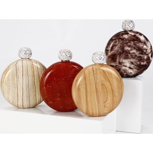 Portable round hip flask 304 stainless steel leak-proof round wood grain mini ladies crystal lid gift wine bottle 4 colors