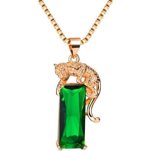 Vintage Carving Oval green Gemstones natural emerald Pendant Necklaces for Women 18k Gold Diamonds Choker Jewelry gold jewelry