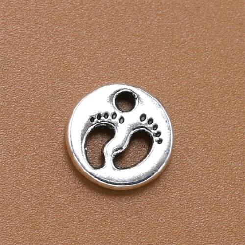 BULK 30pcs Antique Silver Plated Baby Feet in Round Shape Charms Nickle Free Alloy Metal Pendants for DIY Jewelry 11*11mm 0.8g