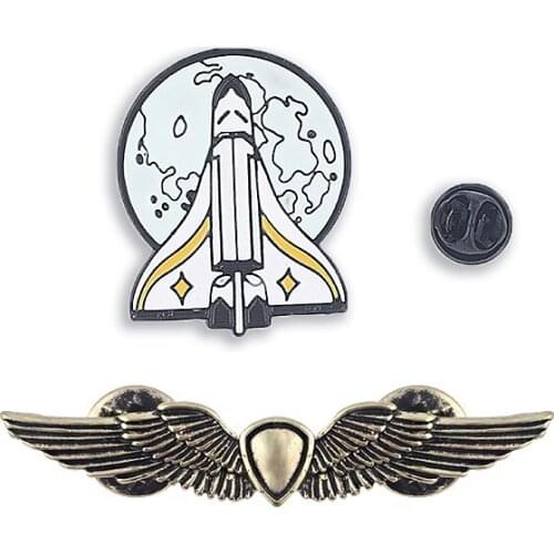 A Set The Last of Us 2 Ellie Backpack Pins Badge Tlou Rocket Spaceship Wings Brooch Pin for Women Men Cosplay Jewelry