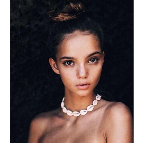 New Fashion Black Rope Chain Natural Seashell Choker Necklace Collar Necklace Shell Choker Necklace for Summer Beach Gif