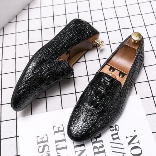 Plus Size46 shoes men original Summer new mens shadow puppet patent leather dress shoes mens luxury Italian style Oxford Shoes