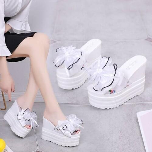 Cool Slippers Womens Summer 2020 Flower Fish Mouth High Heel Slip Interior Raised Muffin Thick Sole White Slope Heel Slippers