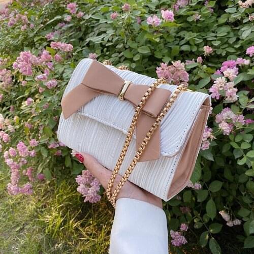Niche Design One-shoulder Ladies Bag 2021 New Trendy Chain Messenger Bag Female Wild One-shoulder Underarm Small Square Bag