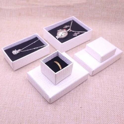 20 Pcs New 2018 New Diy Necklace Box Ring Gift Box 85x65x30mm/40x40x30mm/82x62x30mm 3Sizes Custom Logo Will cost Extra