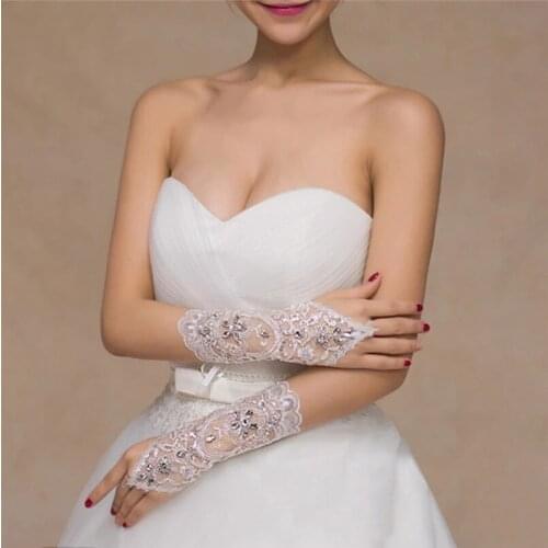 1 Pair Bridal Gloves Lace Fashion Hollow Out Flower Dew Finger Bandage Gloves Dress Accessories Wedding Decorations