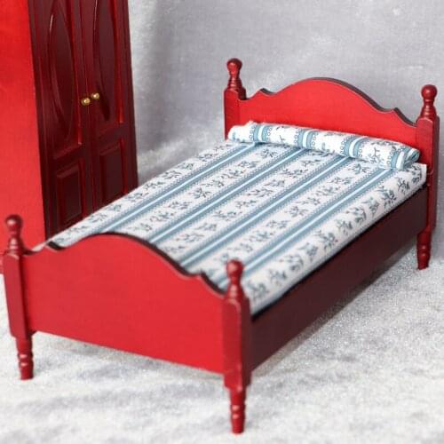 M02-X047 children baby gift Toy 1:12 Dollhouse mini Furniture Miniature rement Vintage European brown single bed 1pcs