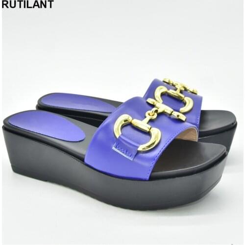 Women Party Pumps Round-toe Thick-soled Flat Mid-heel Fur Sandals Large Size Metal Chain Shoes All-match Womens Platform Heels