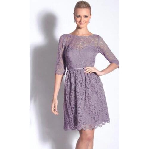 Charming Lavender Lace Boat Neck Mother of the Bride Dresses Backless Three Quarter Sleeves Wedding Party Gowns Knee Length