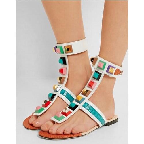 2017 Summer Newest Fashion Beautiful Mixed Colors Flat Sandal multicolor rivets Design flip-flop Sandals Sexy Woman Casual Shoes
