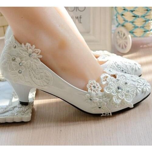 Woman wedding shoes 2018 new design ivory color bridal full laces shoes woman evening dinner party bridesmaid ivory shoes laces