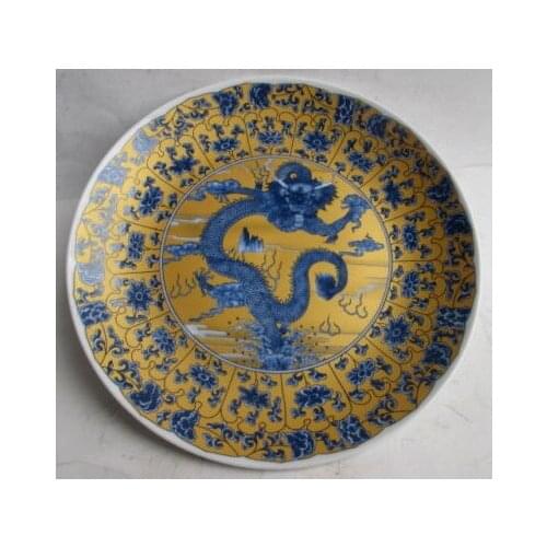 Exquisite Ancient Chinese ceramic dragon plate
