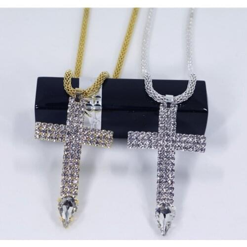 New Creative Cross Rhinestone Crystal Pendant Necklace For Women Charming Lady Bow Choker Chain Jewelry Fashion New Year Gifts