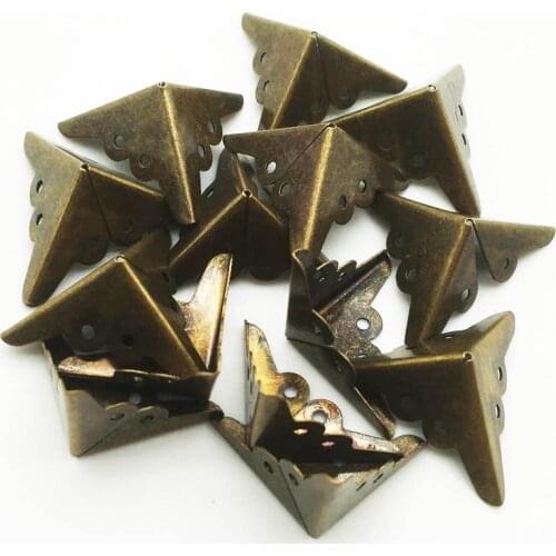 20PCS/Lot 18X18X18mm Bronze Metal Book Corners For Photo Albums Menus Folders DIY Scrapbooking Decor Corner Protectors WD0293