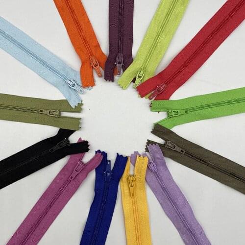 5pcs 20*2.5cm Nylon Coil Zippers for Tailor Sewing Crafts Nylon Zippers Bulk 33 Colors
