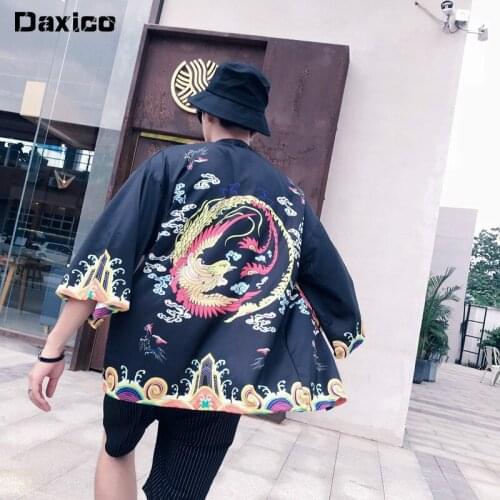 Men Cardigan Japanese Style Cat Samurai Kimono Streetwear Women Summer Sun Protection Japan Harajuku Anime Robe Anime Clothes