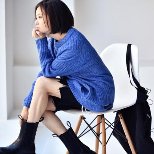 MICOCO M0362C commuting contracted Design of individual character hole loose leisure Round collar Set head sweater