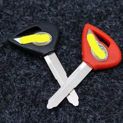 Black / Red Motorcycle Blank Key Uncut Blade For YAMAHA Dragstar V-Star DS400 DS650 XVS400 XVS650 XV1900 XVS1300 XVS950