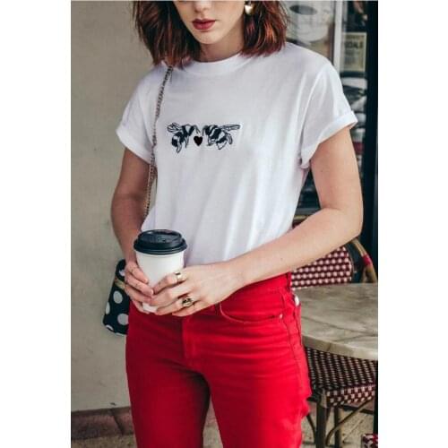 Cute bee T-Shirt graphic cotton heart grunge tumblr kawaii women funny vintage camisetas aesthetic casual Fashion unisex Tee Top