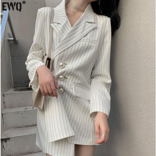 [EWQ] Trend Coat Feminino Vertical Stripes Pearl Button Lapel Blazer Japanese Style Slim Long-sleeved Clothing Coats White W1581